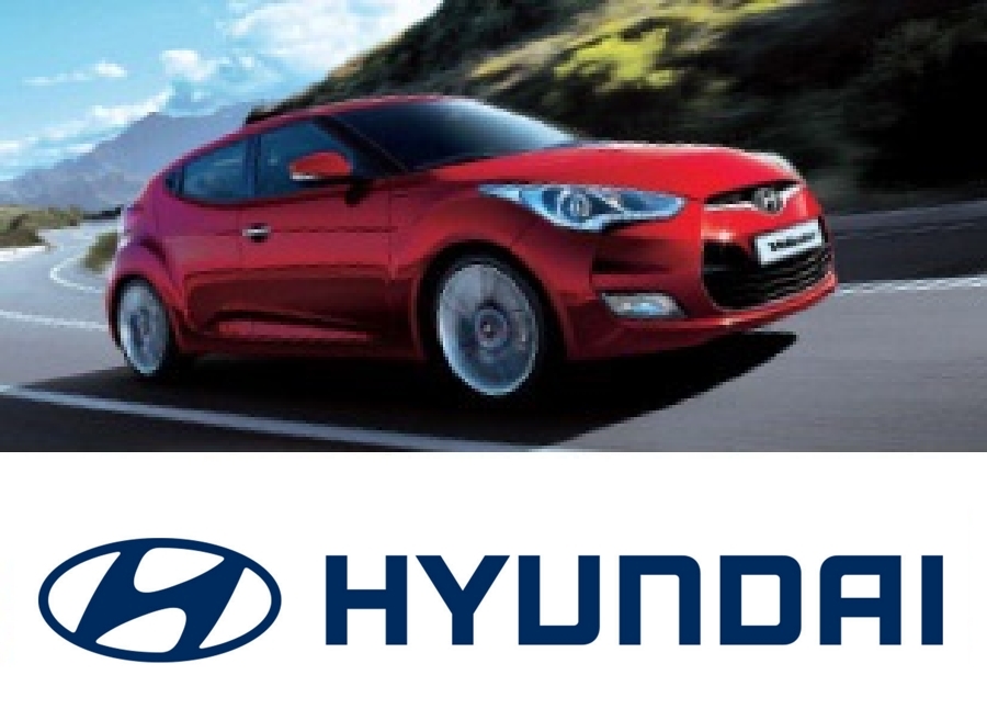 Foto eines roten Hyundai und das Logo von Hyundai